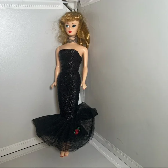 Barbie Doll Brunette 1958 Ponytail Reproduction 1993 Black Dress - Picture 9 of 10